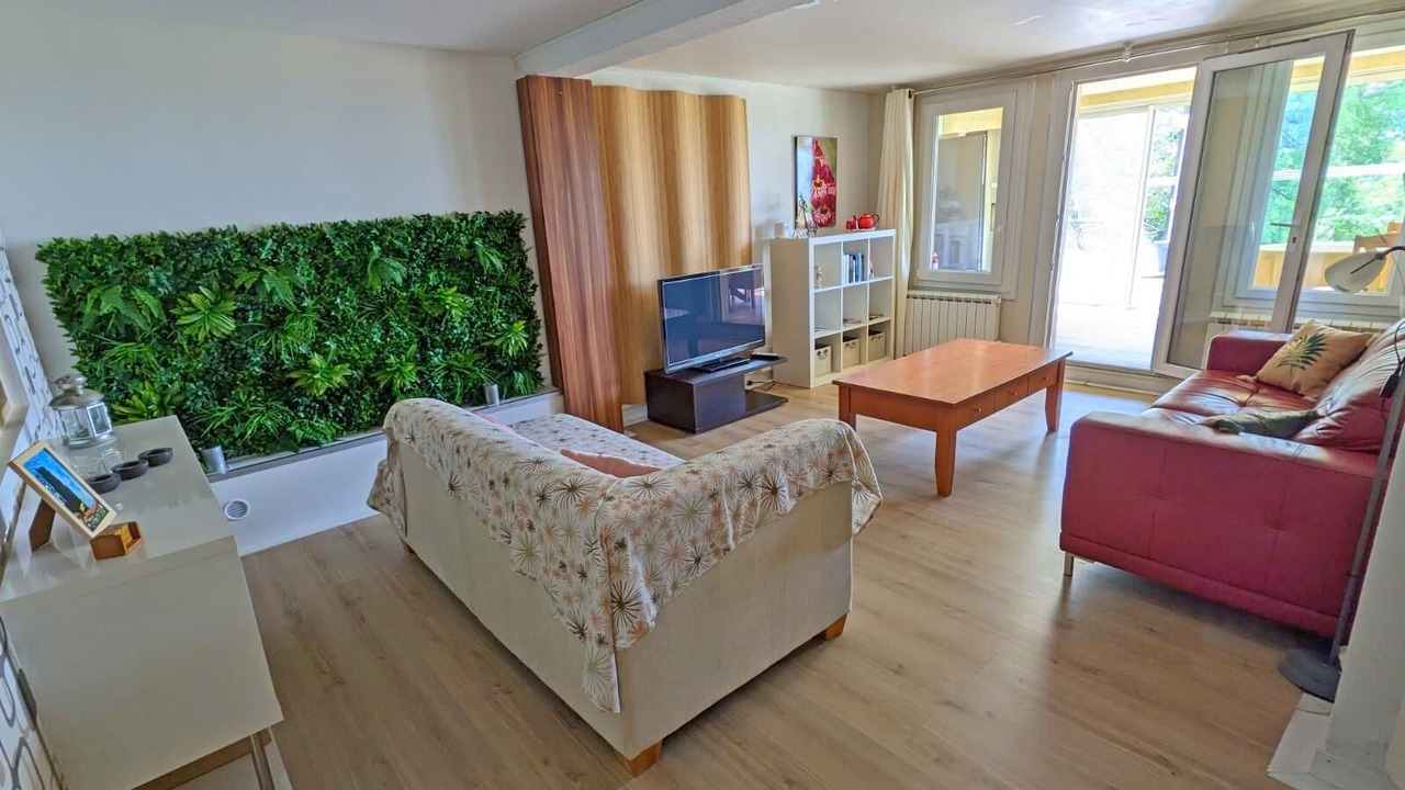 Photo of Livingroom in Carlus