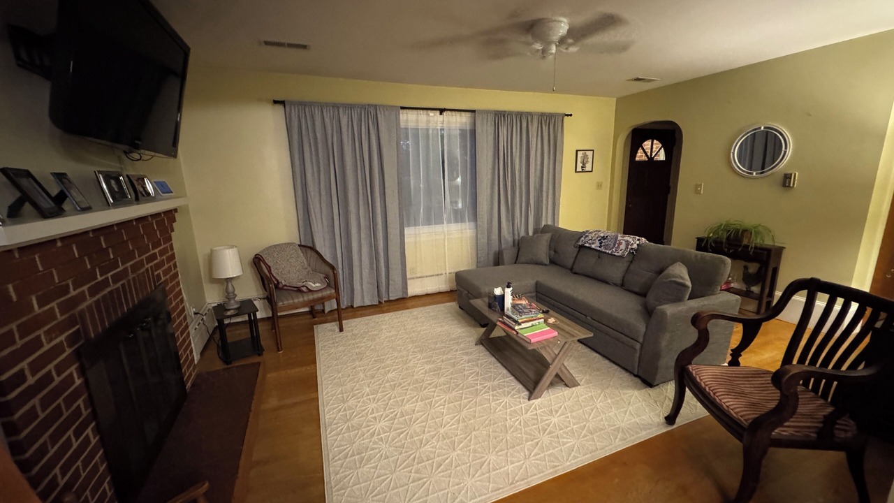 Photo of Livingroom in Christiansburg