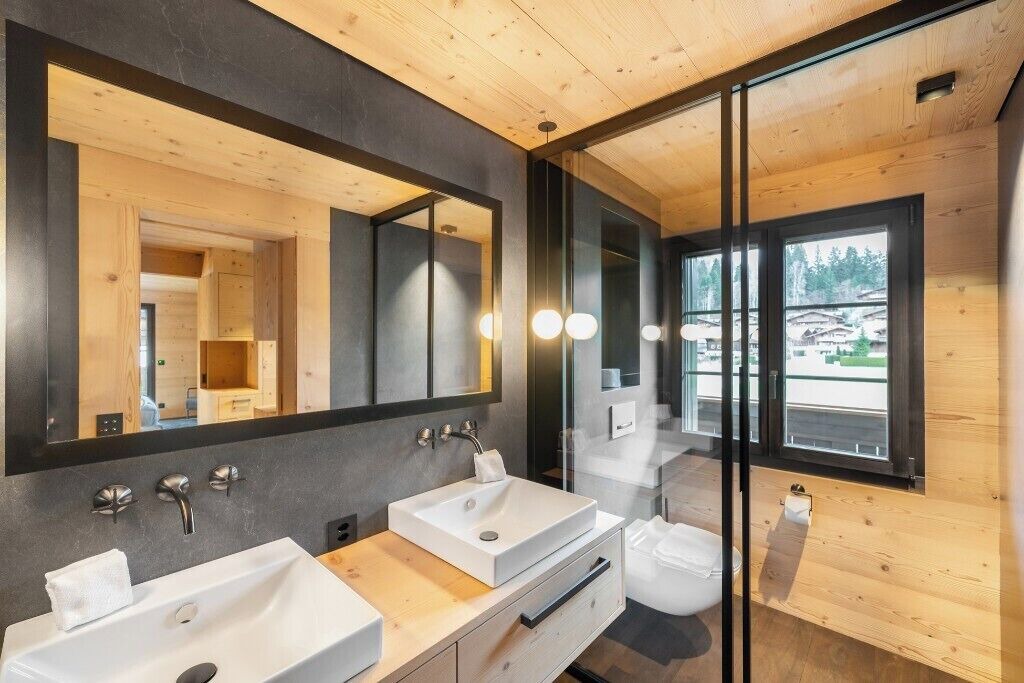 Photo of Bathroom in Zweisimmen Nr Gstaad