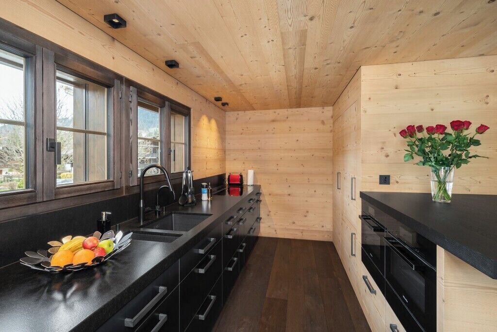 Photo of Kitchen in Zweisimmen Nr Gstaad