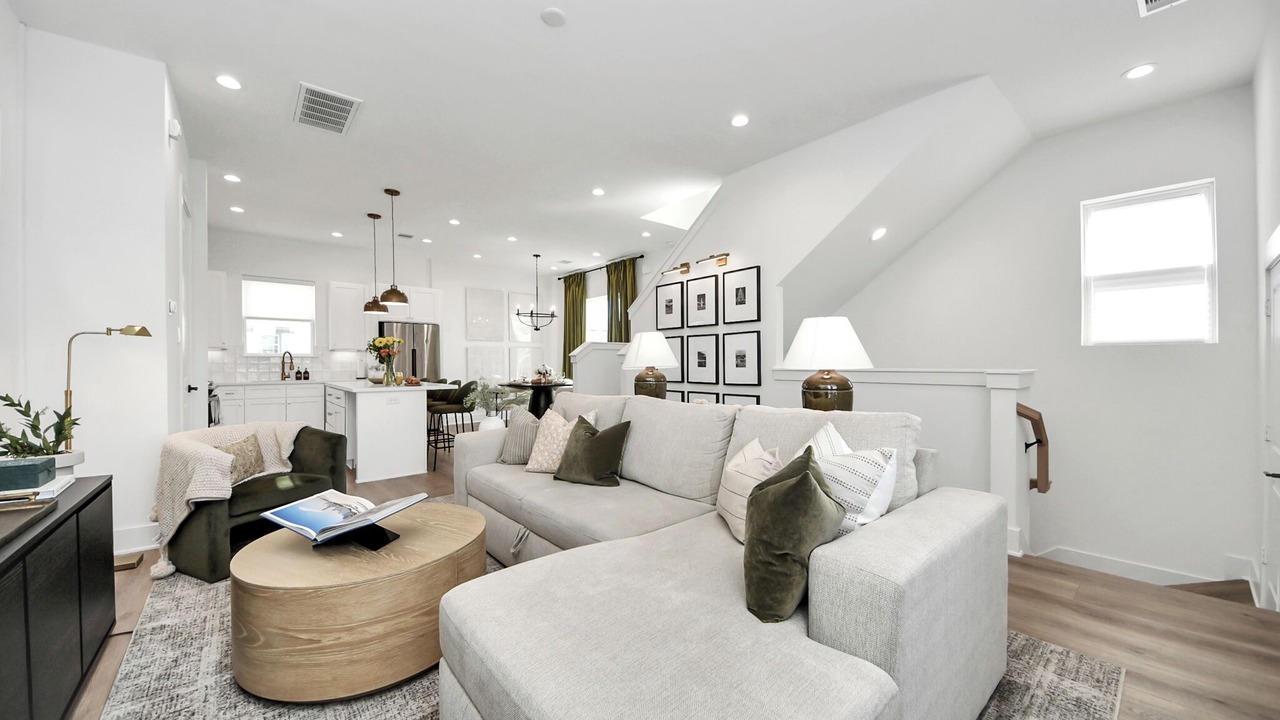 Photo of Livingroom in South Central Houston