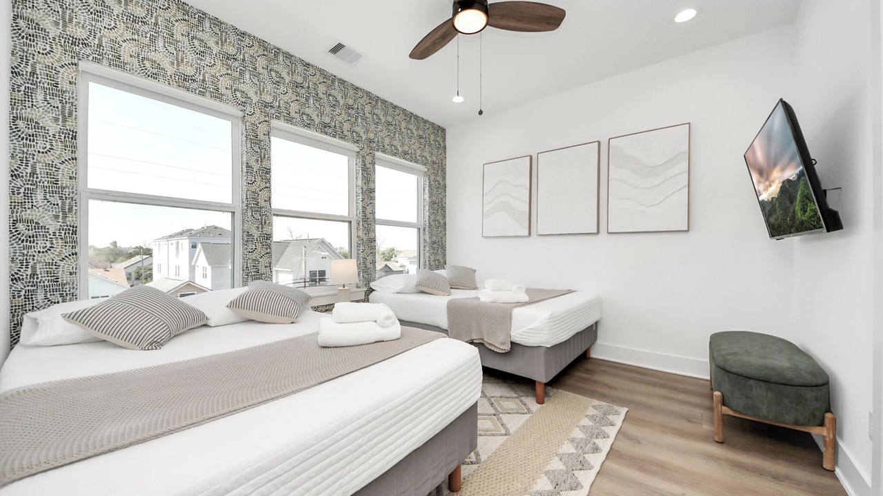 Photo of Bedroom in South Central Houston