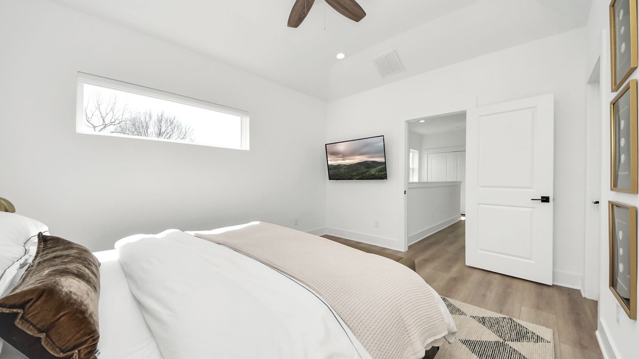 Photo of Bedroom in South Central Houston