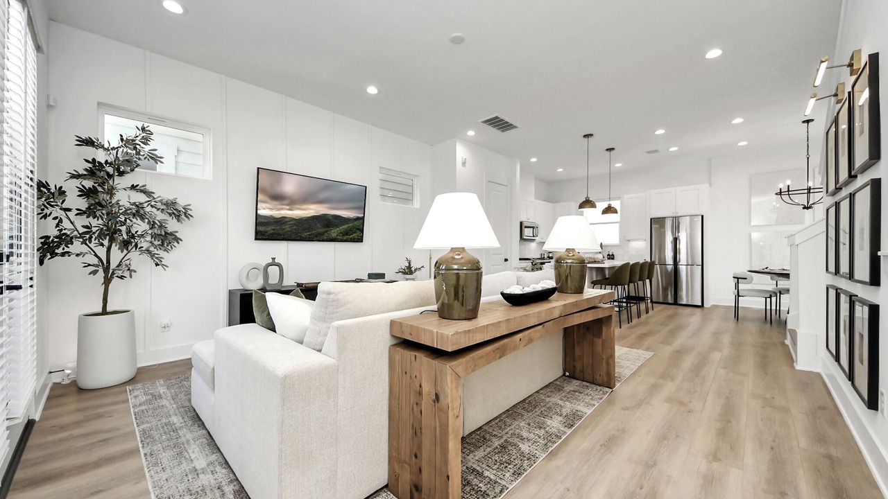 Photo of Livingroom in South Central Houston