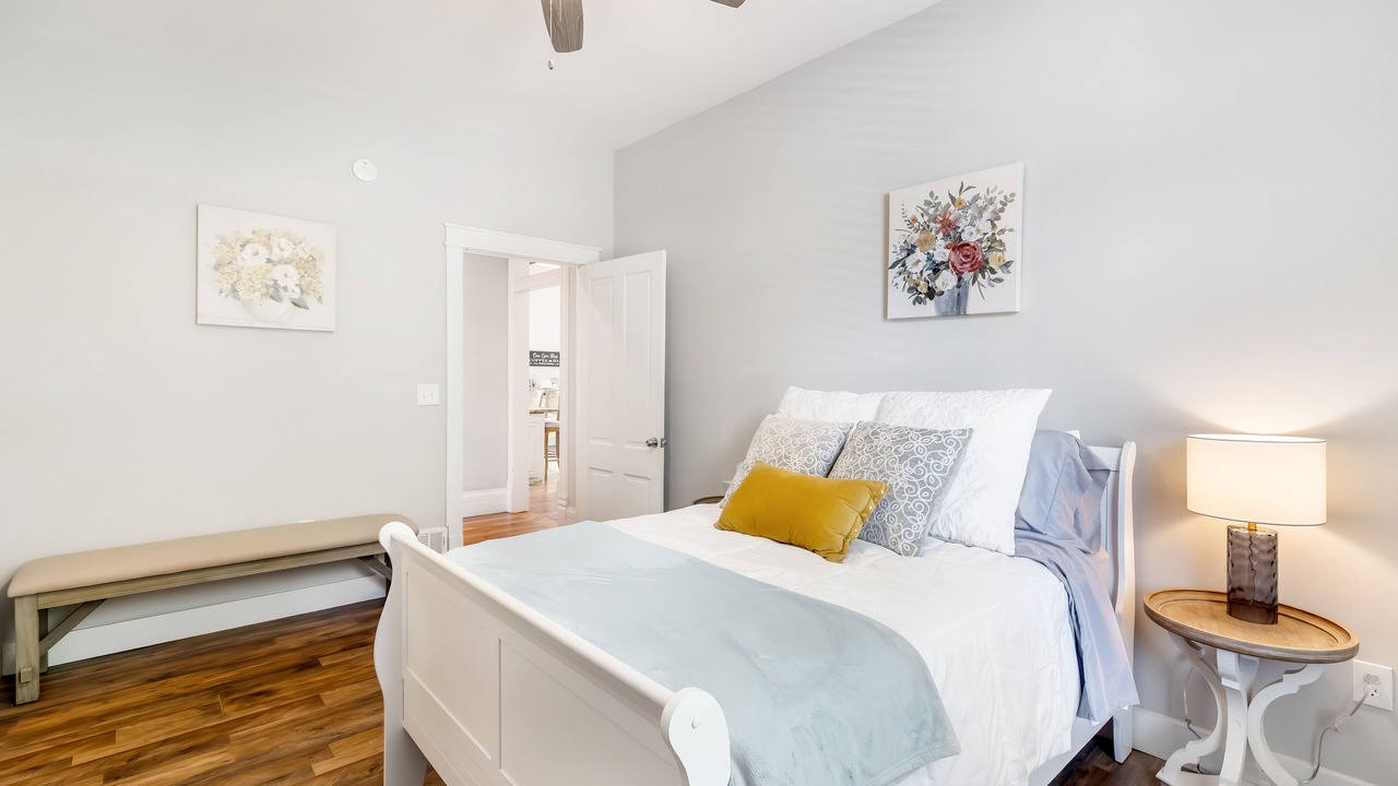Photo of Bedroom in Covington
