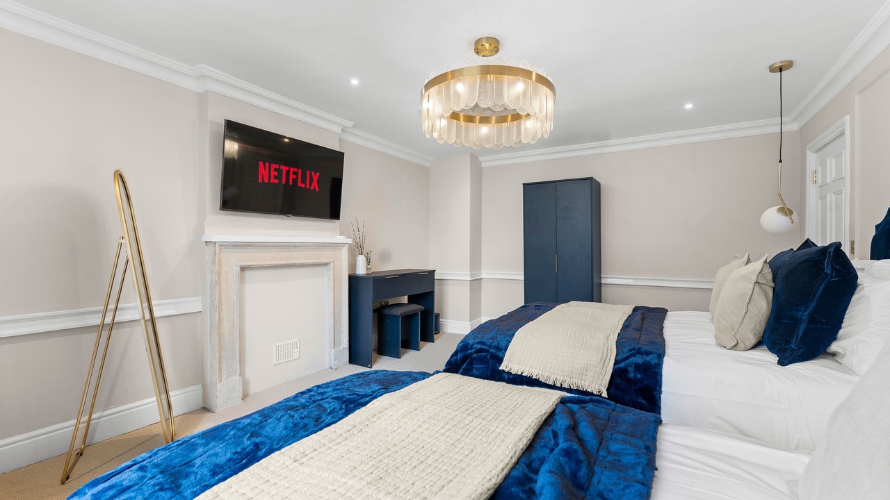 Photo of Bedroom in Bath