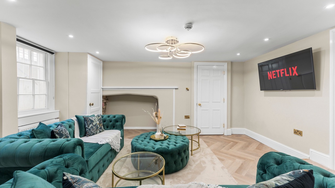 Photo of Livingroom in Bath