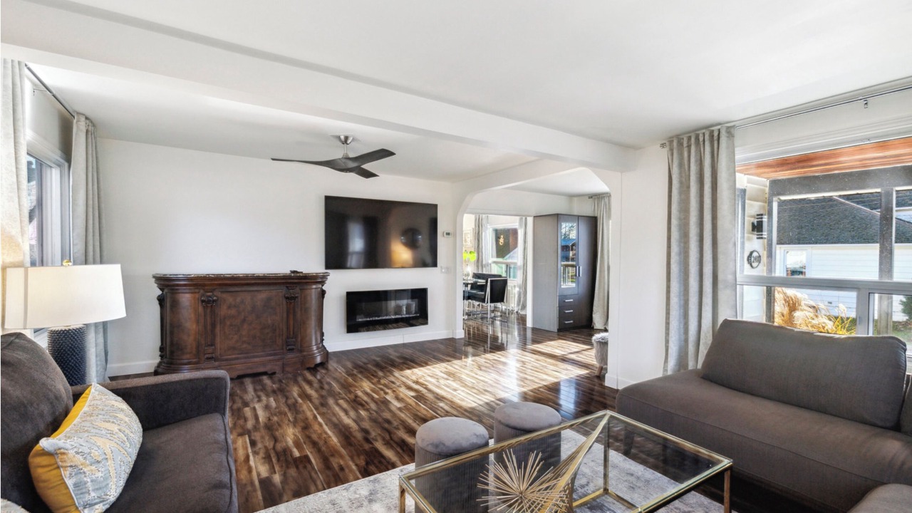 Photo of Livingroom in Crystal Beach