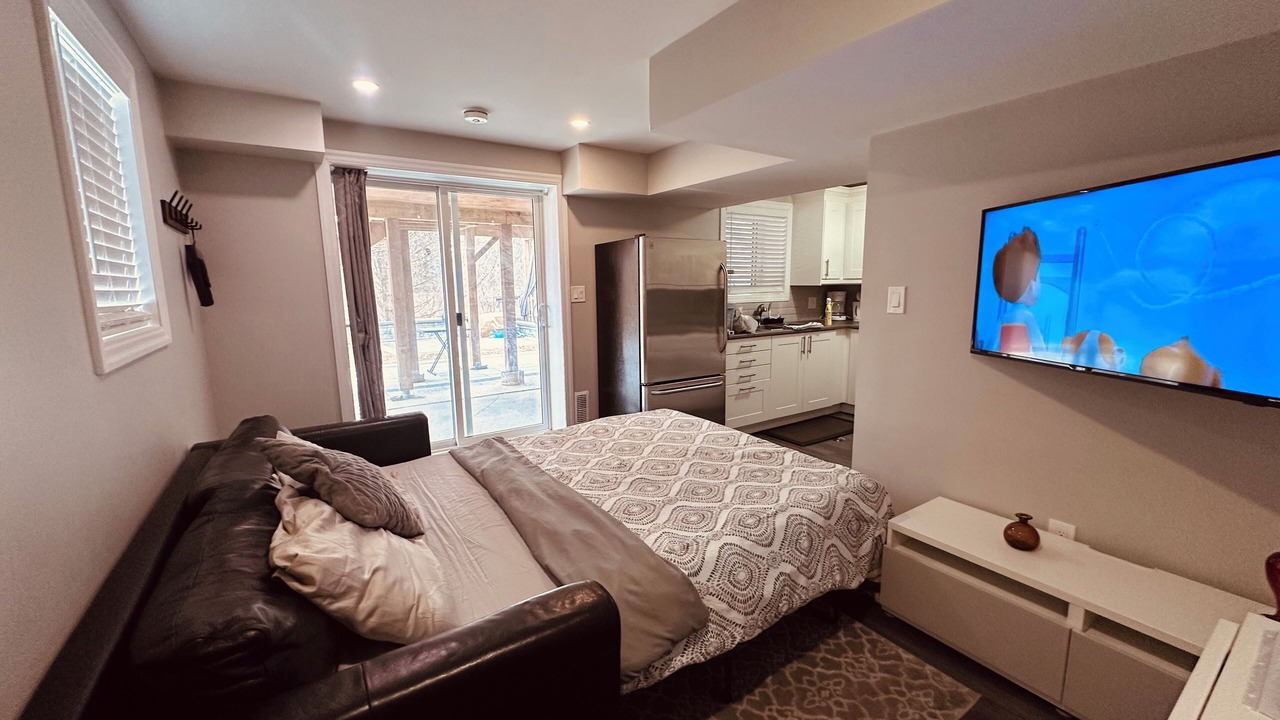 Photo of Bedroom in Oshawa