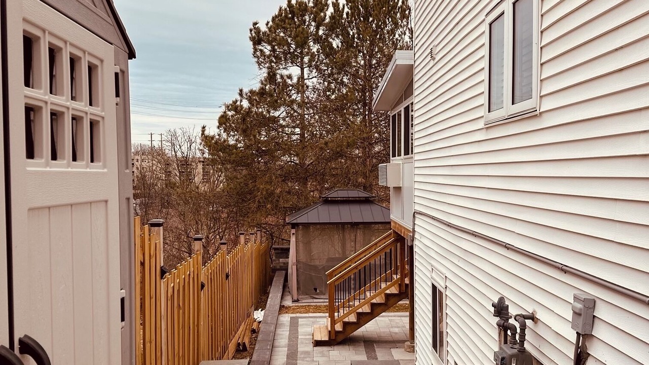 Photo of Outdoor in Oshawa