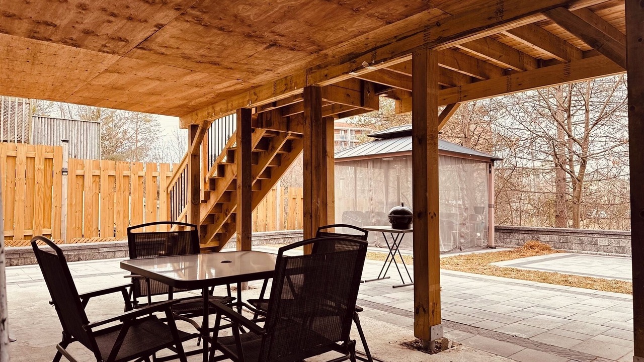 Photo of Outdoor in Oshawa