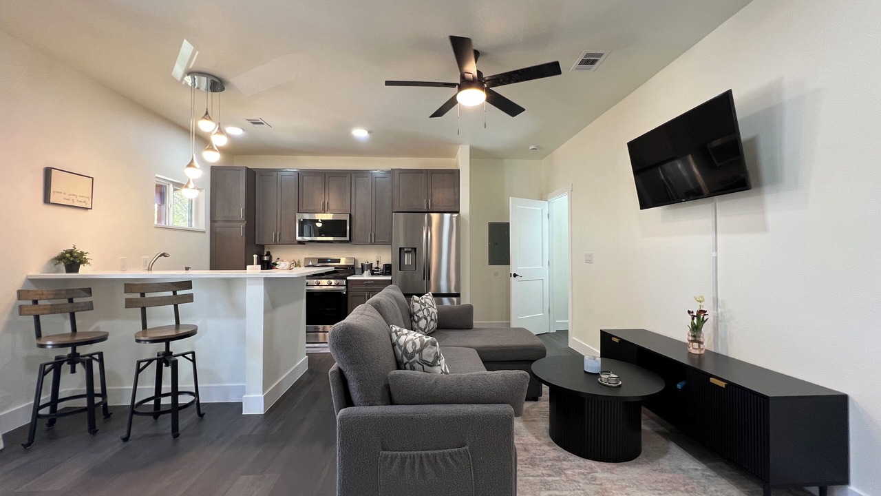 Photo of Livingroom in Deer Creek Ranch