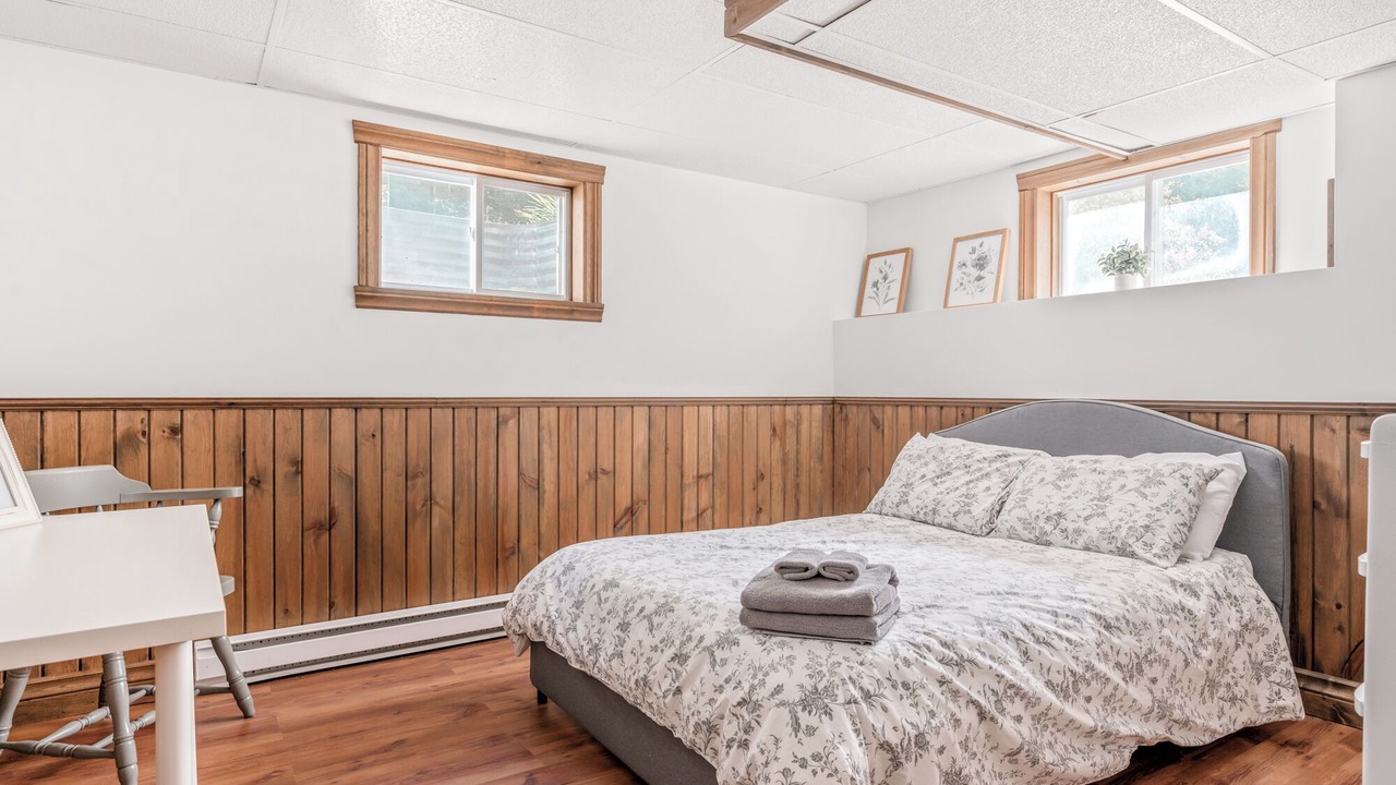 Photo of Bedroom in Mandeville