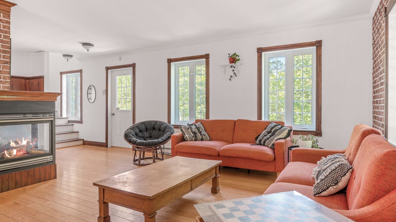 Photo of Livingroom in Mandeville