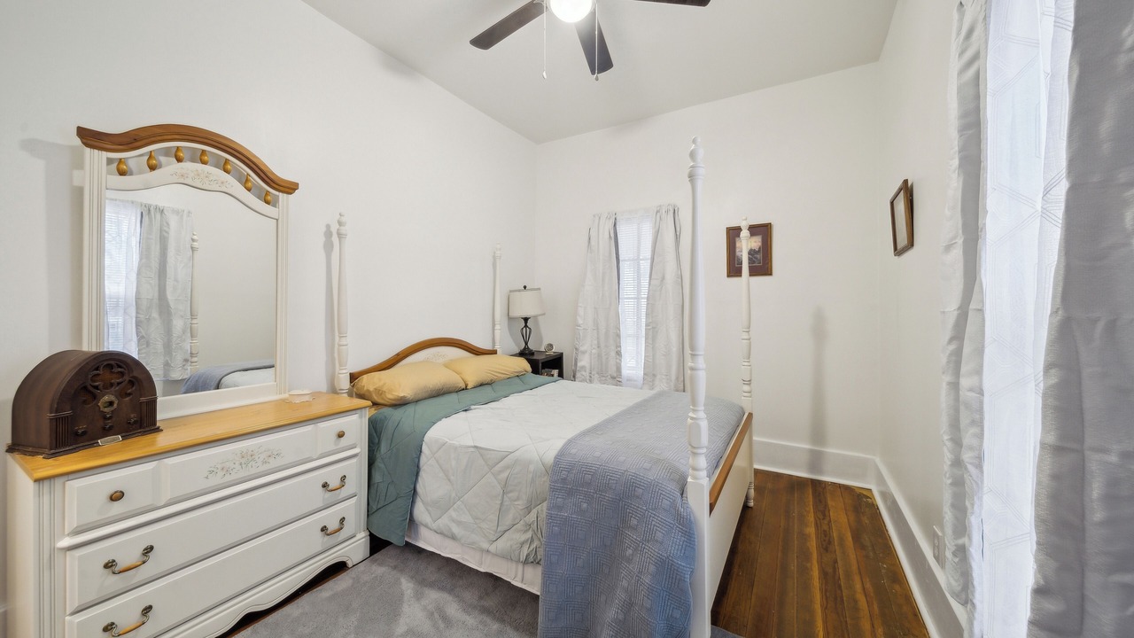 Photo of Bedroom in Broken Arrow