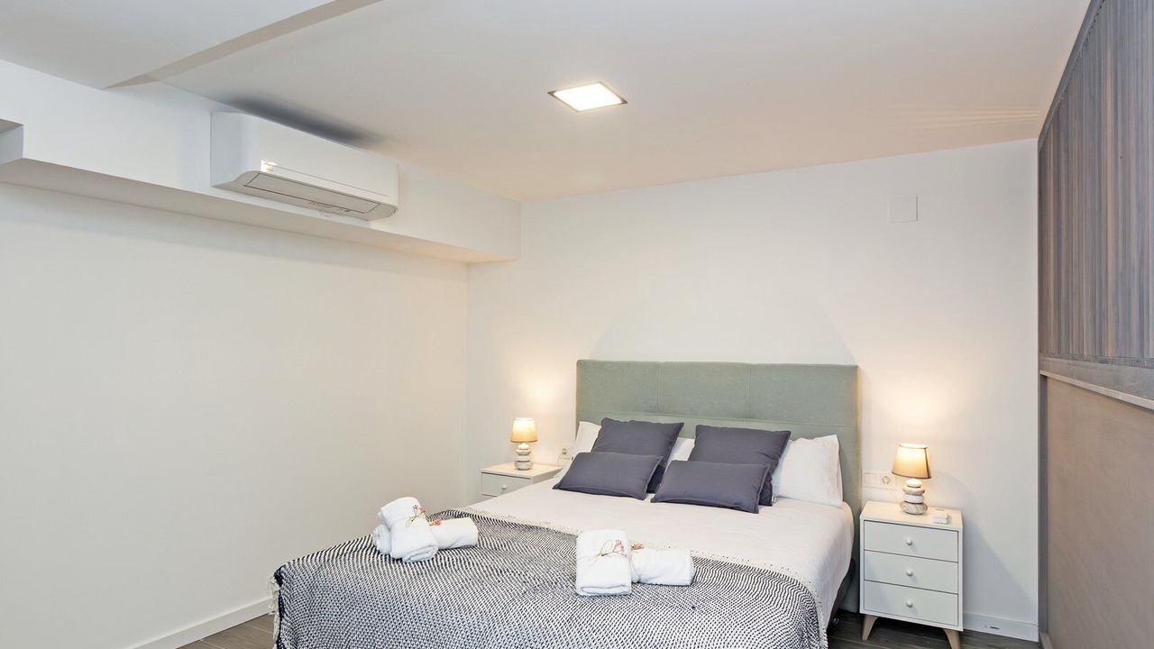 Photo of Bedroom in Poblats Maritims