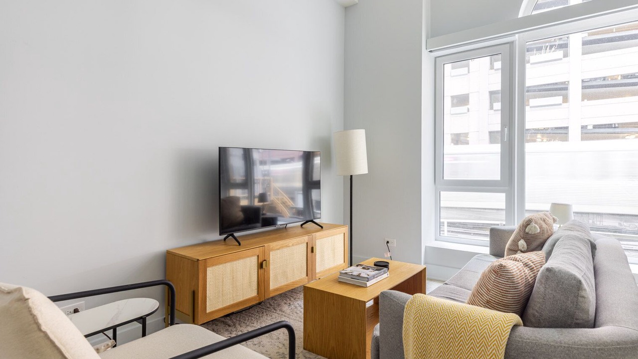 Photo of Livingroom in Downtown Chicago