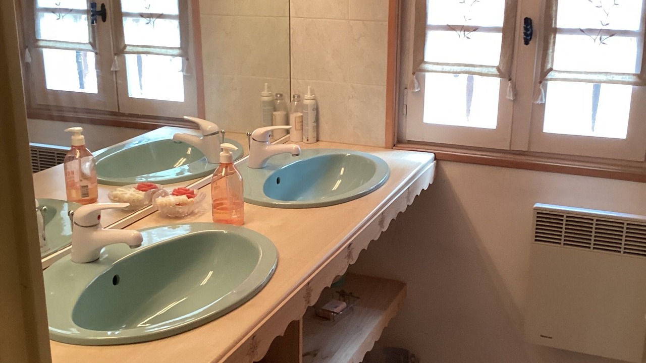 Photo of Bathroom in Barcelonnette