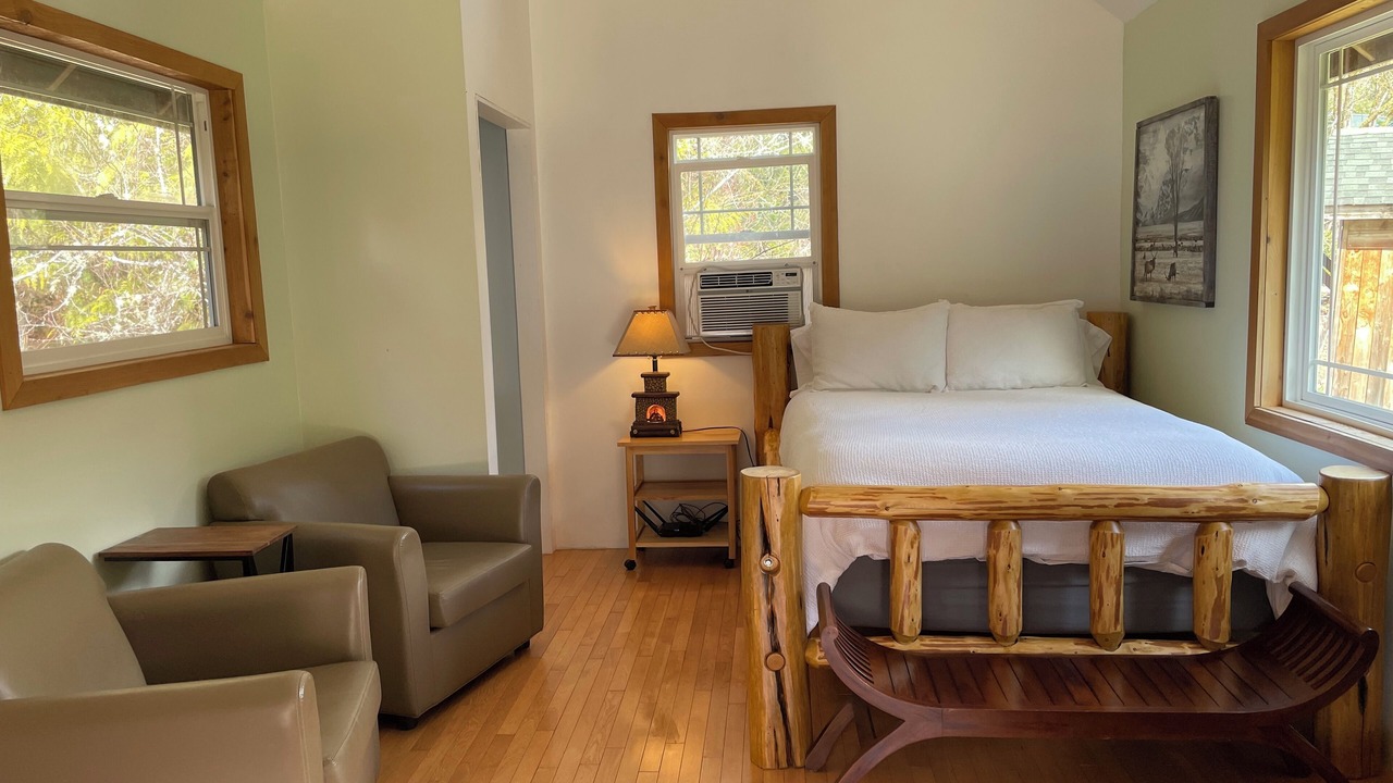 Photo of Bedroom in West Hills