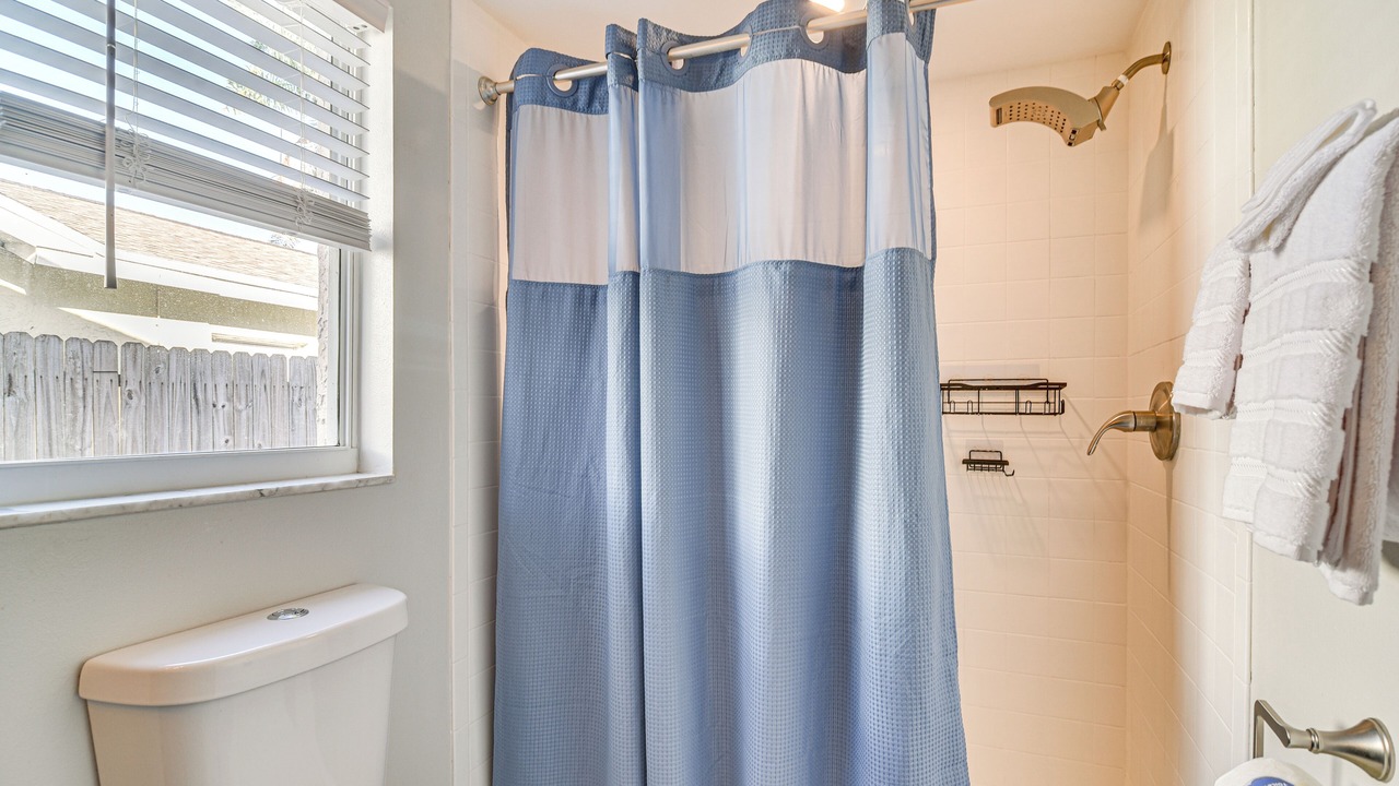 Photo of Bathroom in Largo