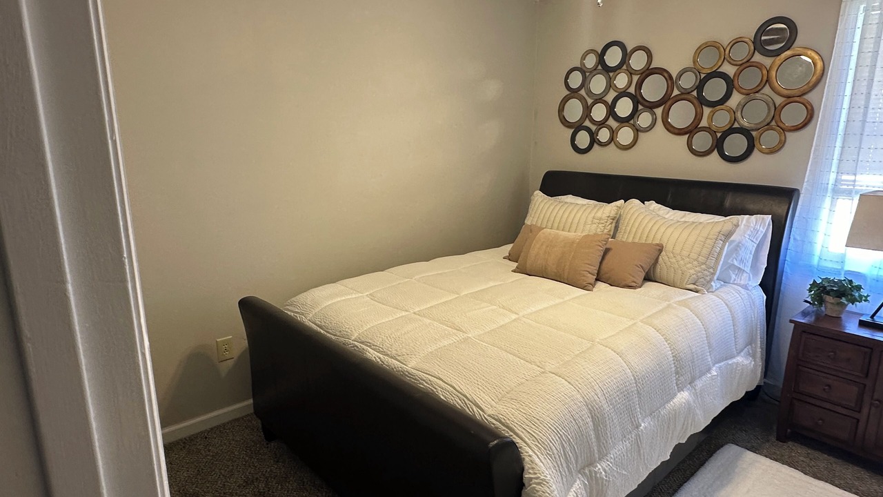 Photo of Bedroom in Peach Orchard
