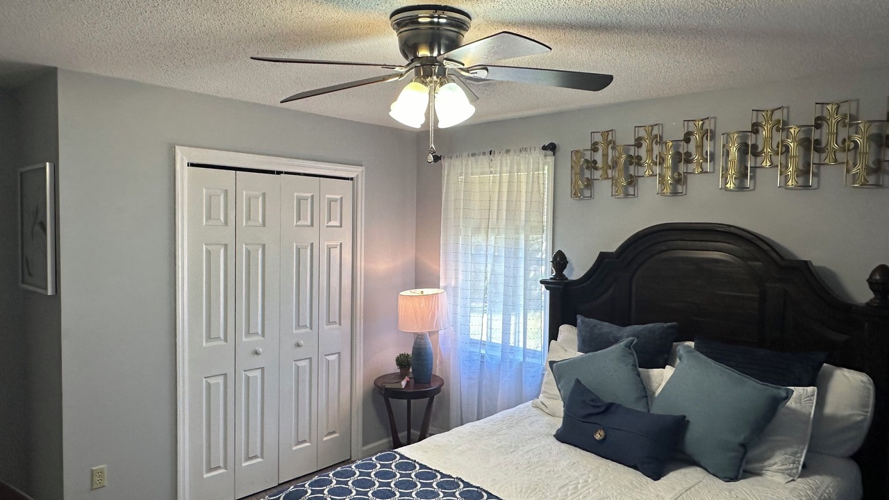 Photo of Bedroom in Peach Orchard
