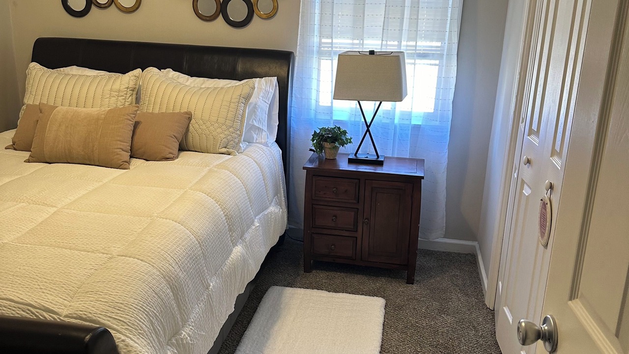Photo of Bedroom in Peach Orchard