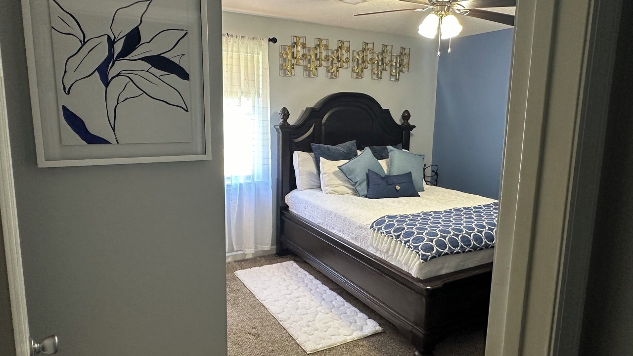 Photo of Bedroom in Peach Orchard