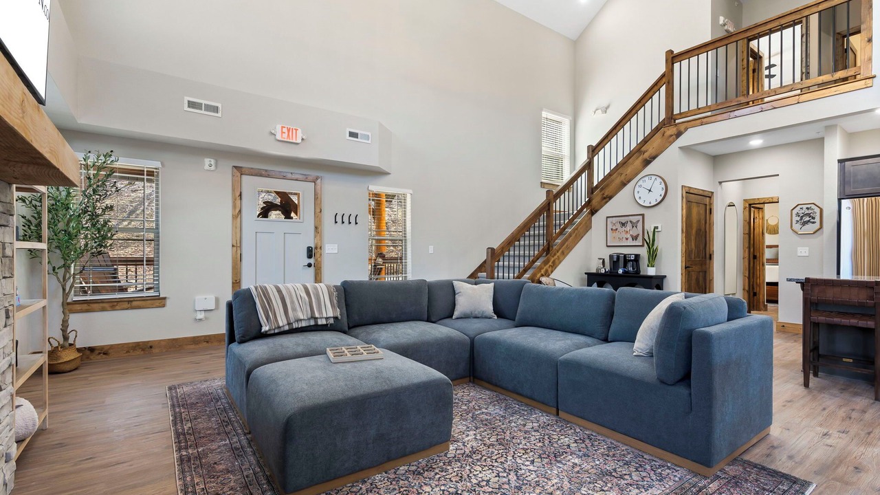 Photo of Livingroom in Hollister