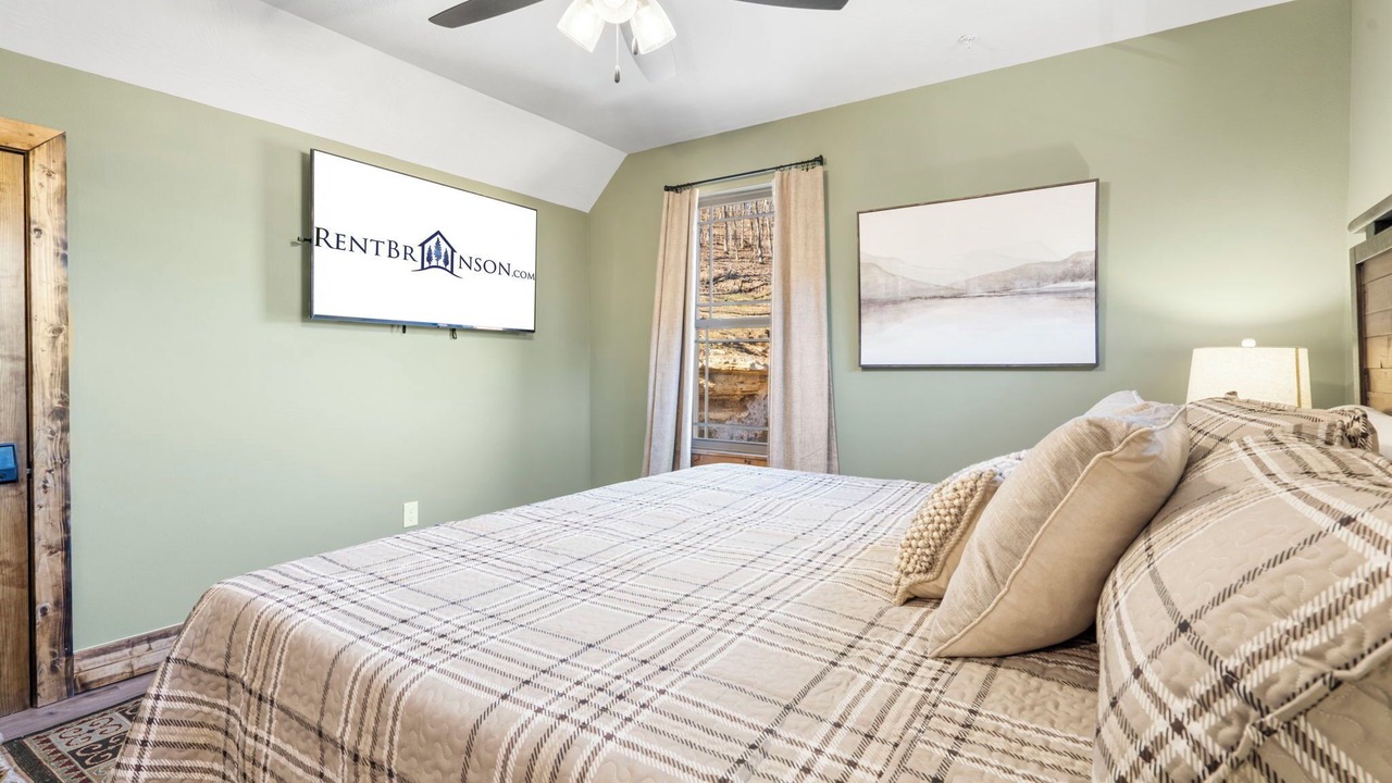 Photo of Bedroom in Branson