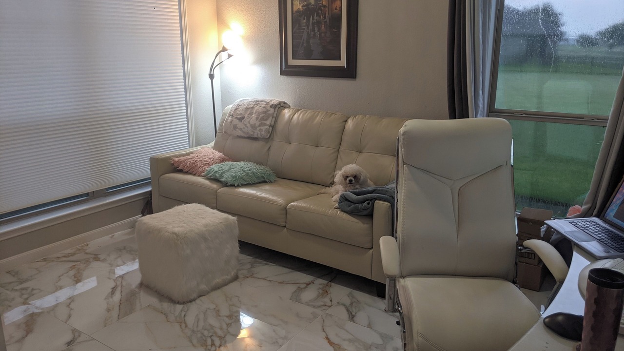 Photo of Livingroom in Navasota