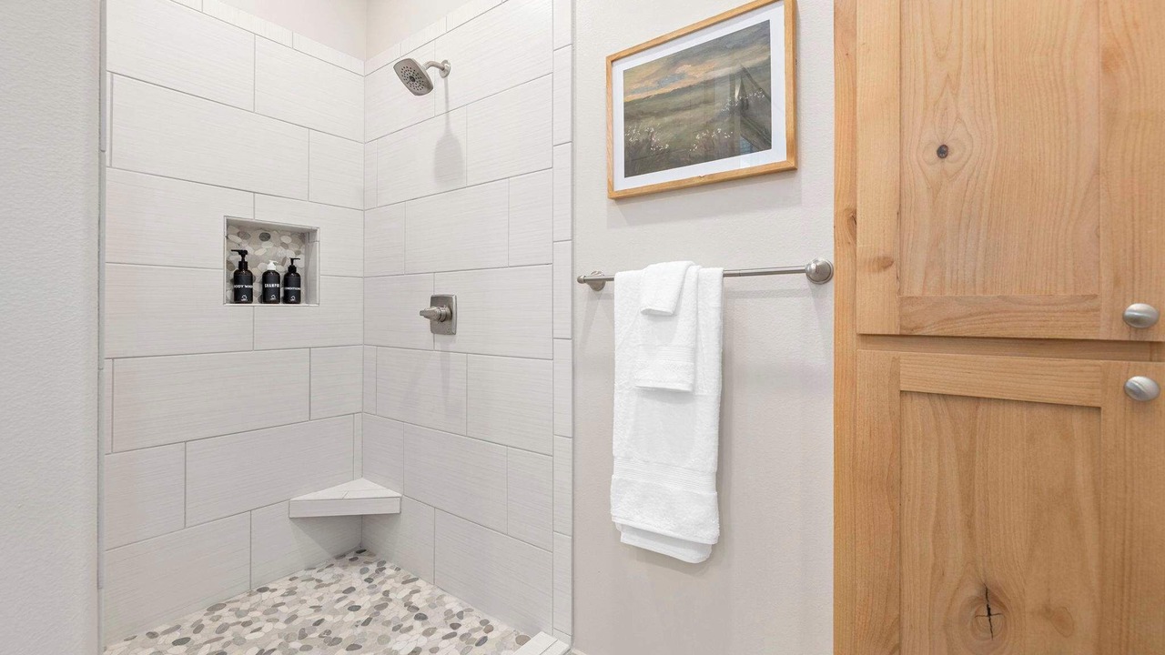 Photo of Bathroom in Noel