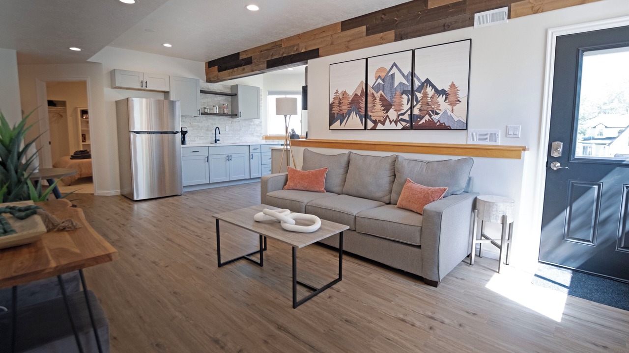 Photo of Livingroom in Sandy