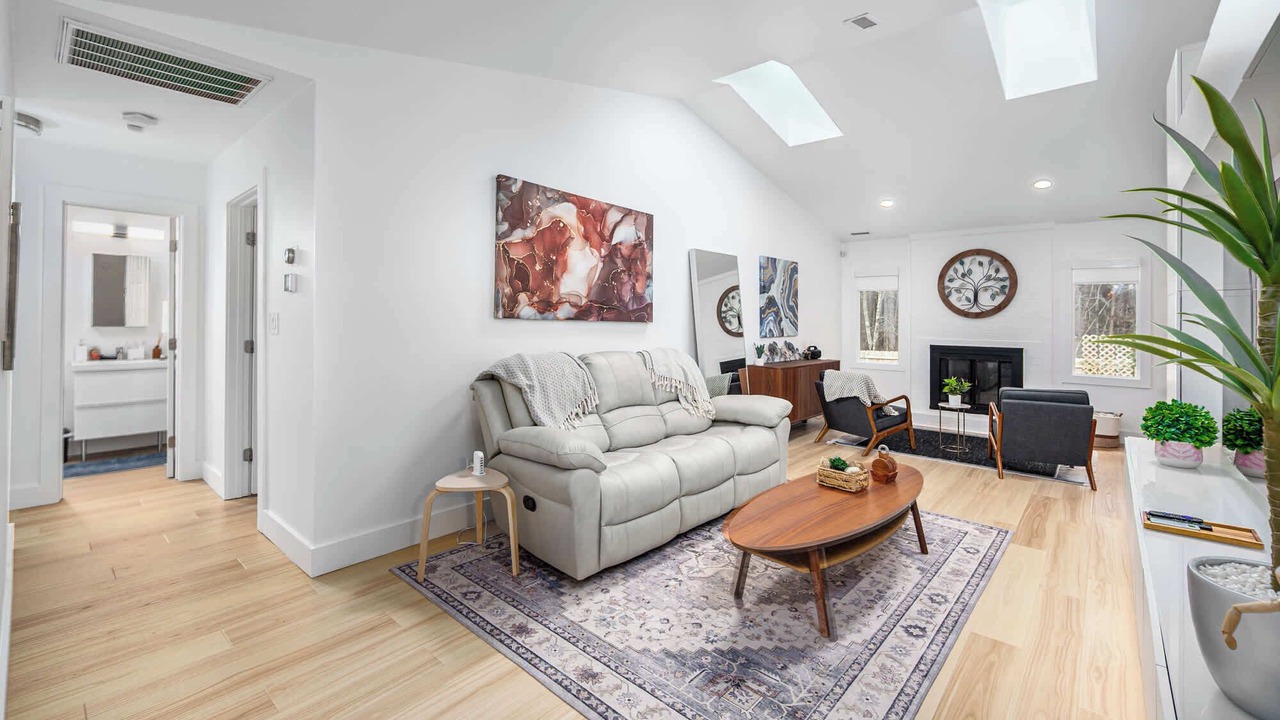 Photo of Livingroom in Durham