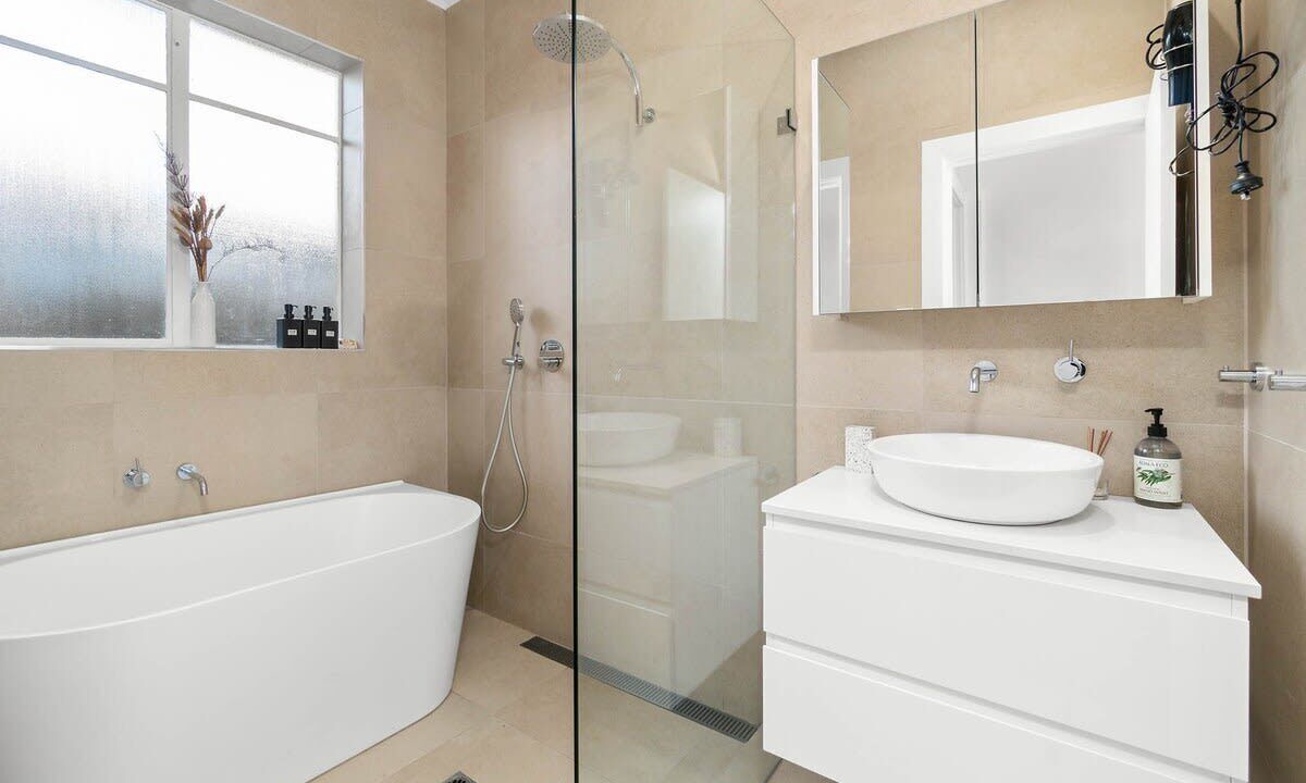 Photo of Bathroom in Linden Park