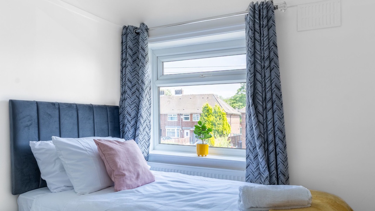 Photo of Bedroom in Wythenshawe