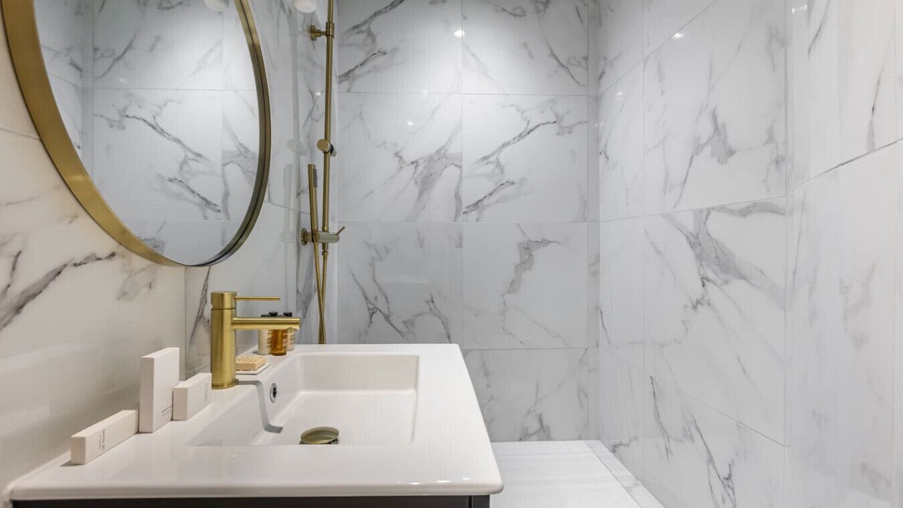 Photo of Bathroom in Vivienne