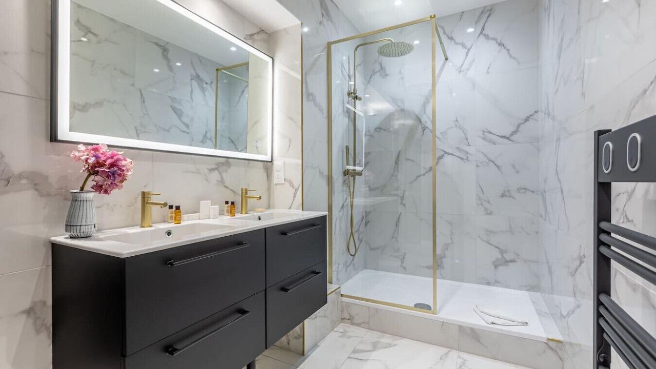 Photo of Bathroom in Vivienne