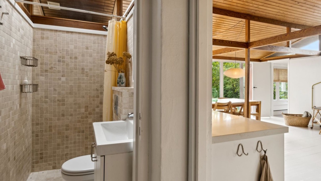 Photo of Bathroom in Holloselund