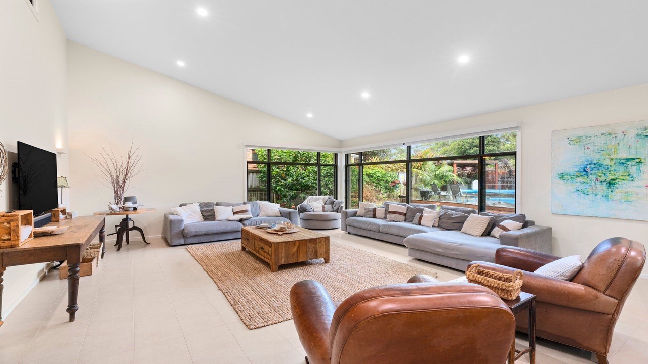 Photo of Livingroom in Hawks Nest