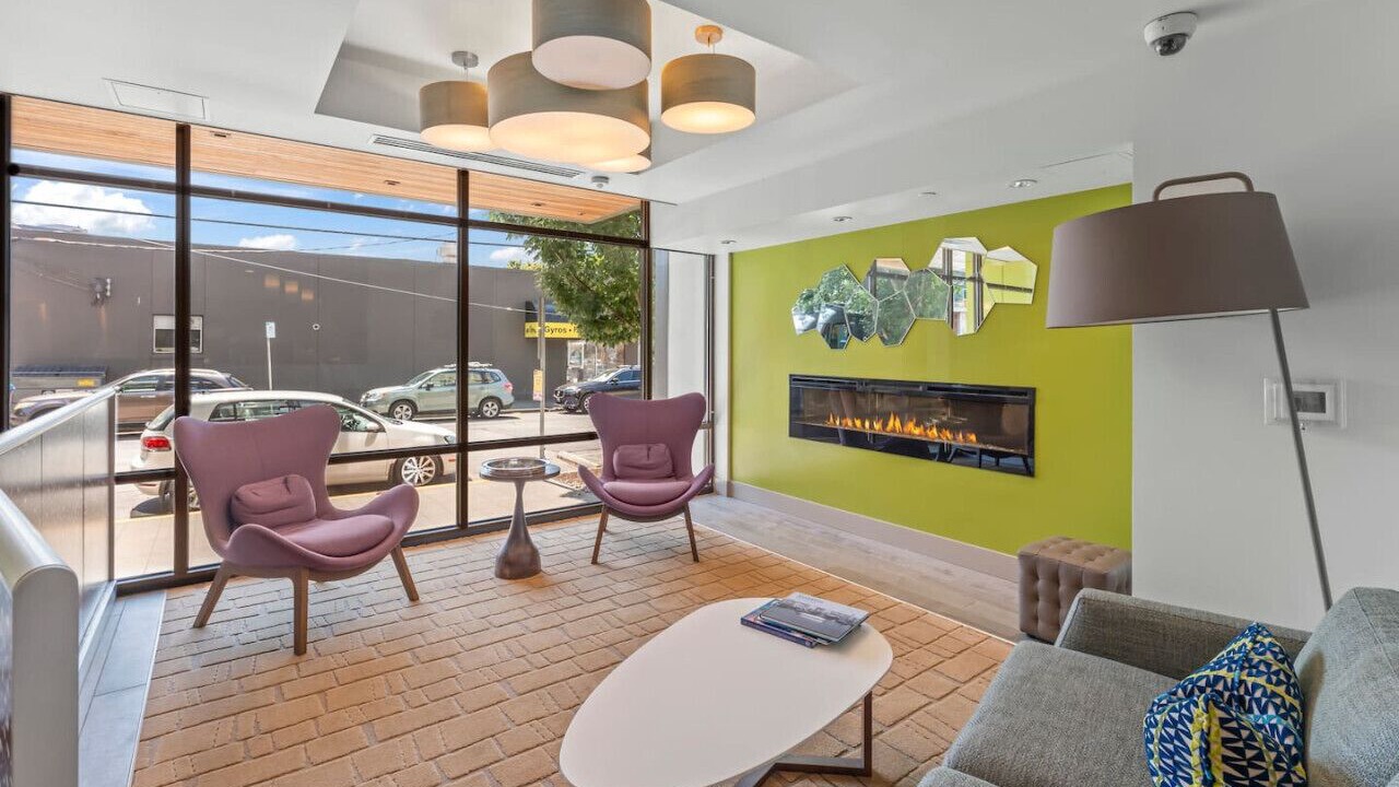 Photo of Livingroom in Old Ballard