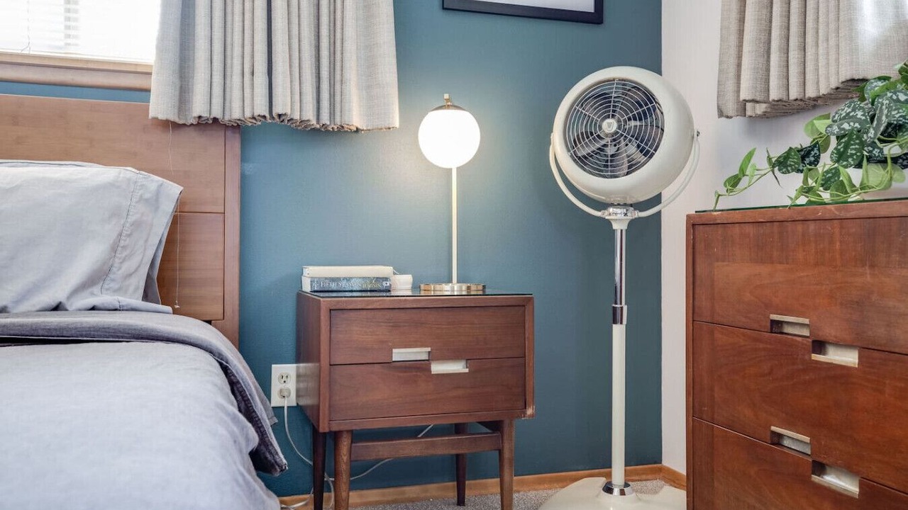 Photo of Bedroom in White Center