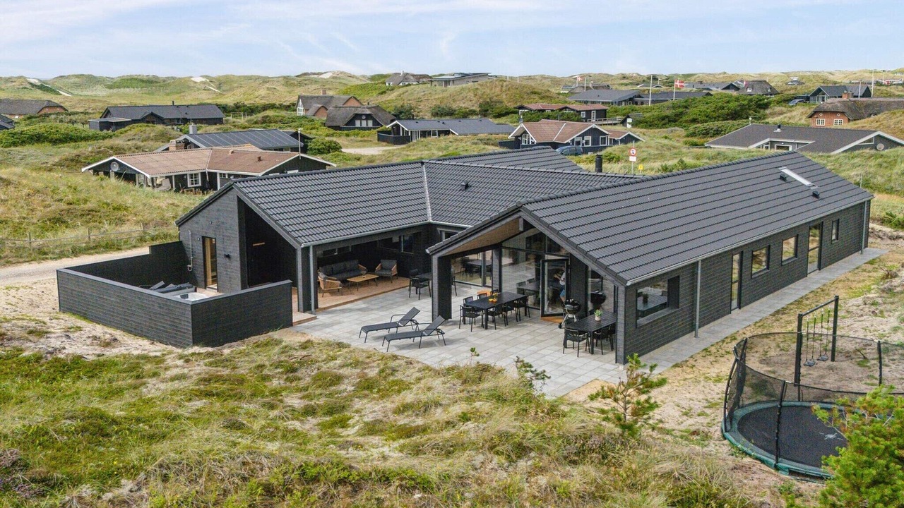 Photo of Outdoor in Houvig Strand
