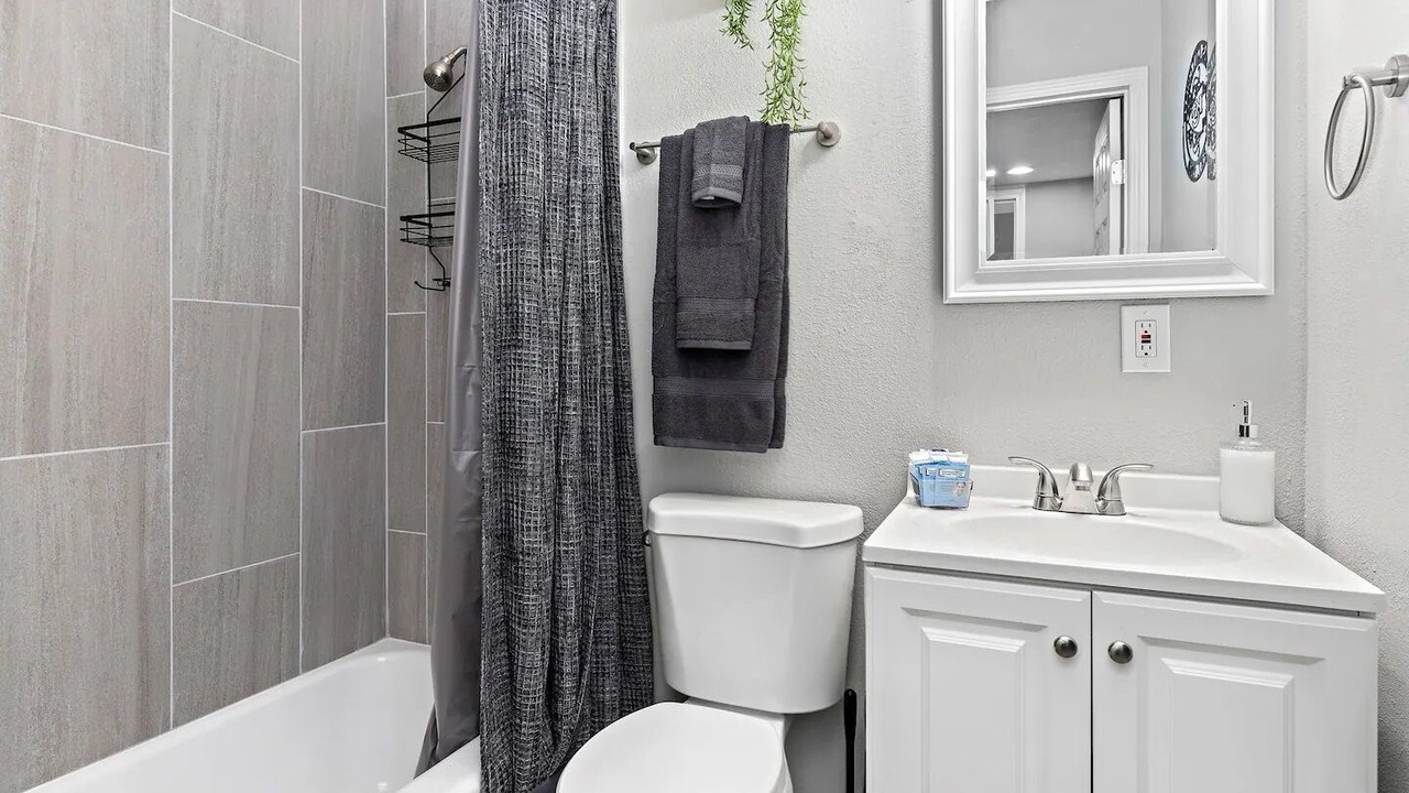 Photo of Bathroom in Lawrence