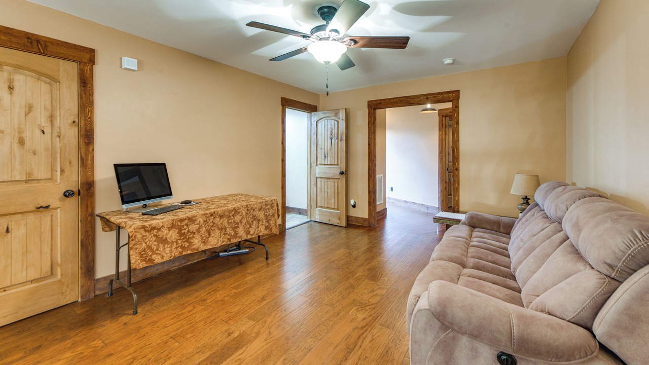 Photo of Others in Pine Mountain