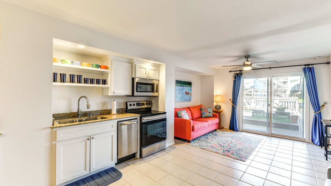 Photo of Kitchen in City-by-the Sea