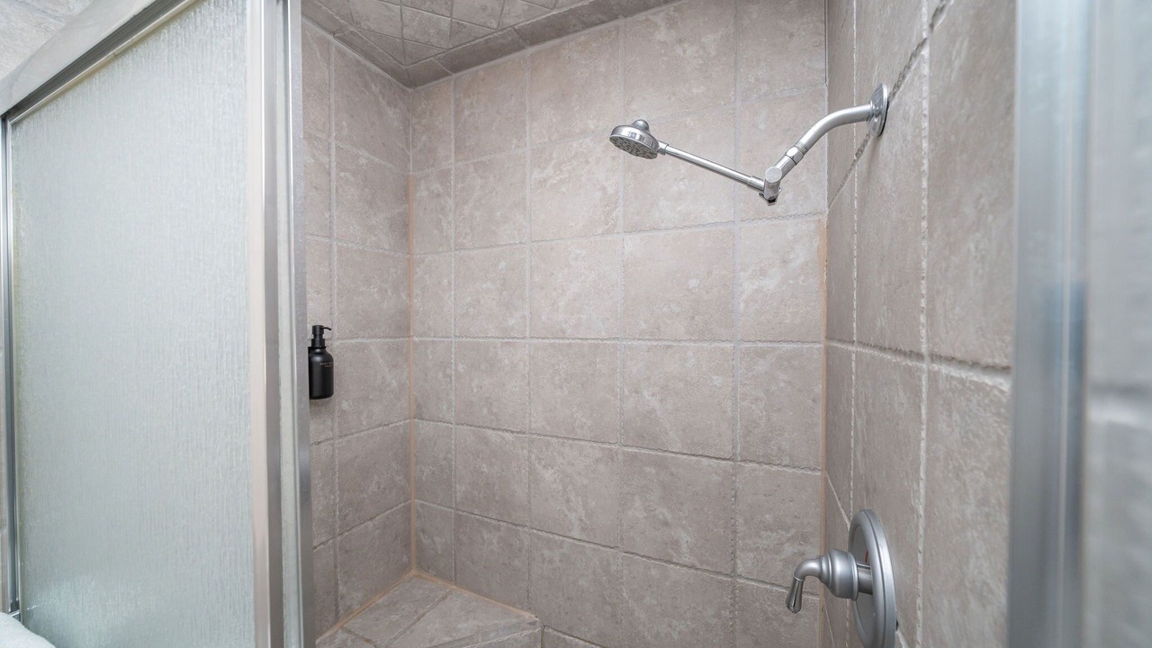Photo of Bathroom in Moovalya Keys