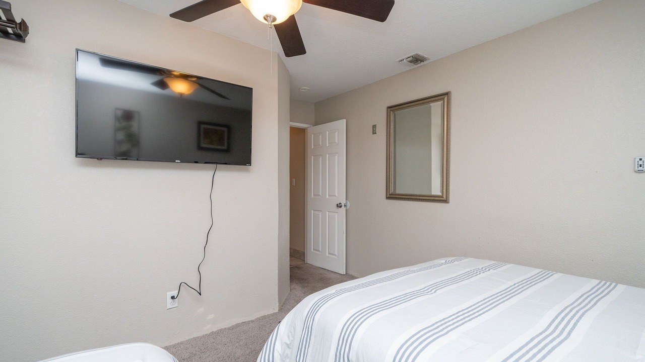 Photo of Bedroom in Moovalya Keys