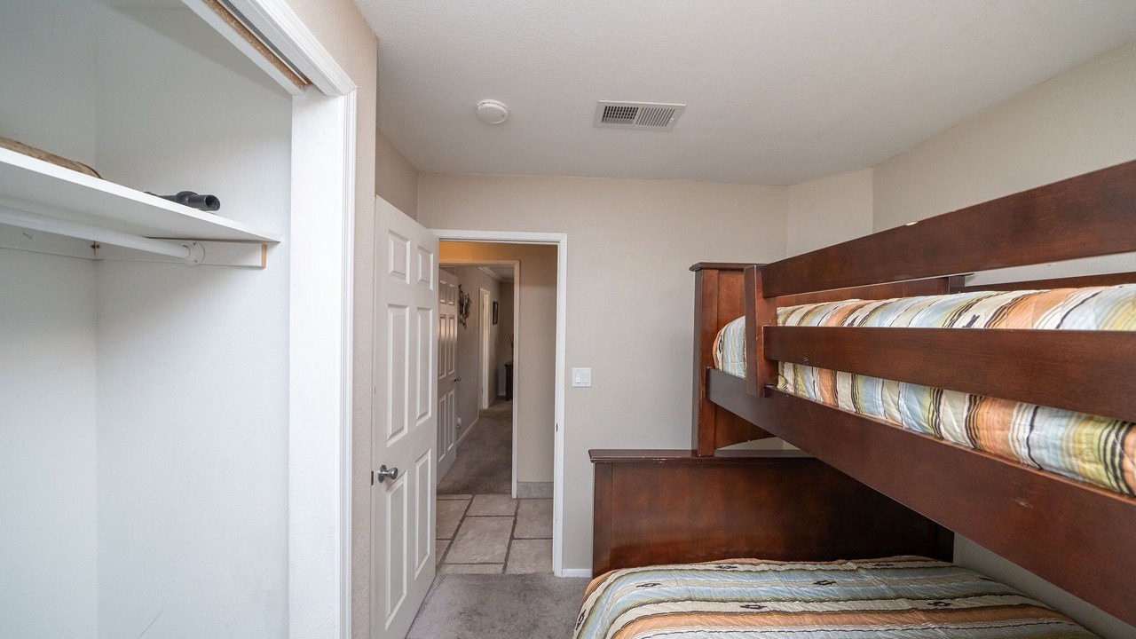 Photo of Bedroom in Moovalya Keys