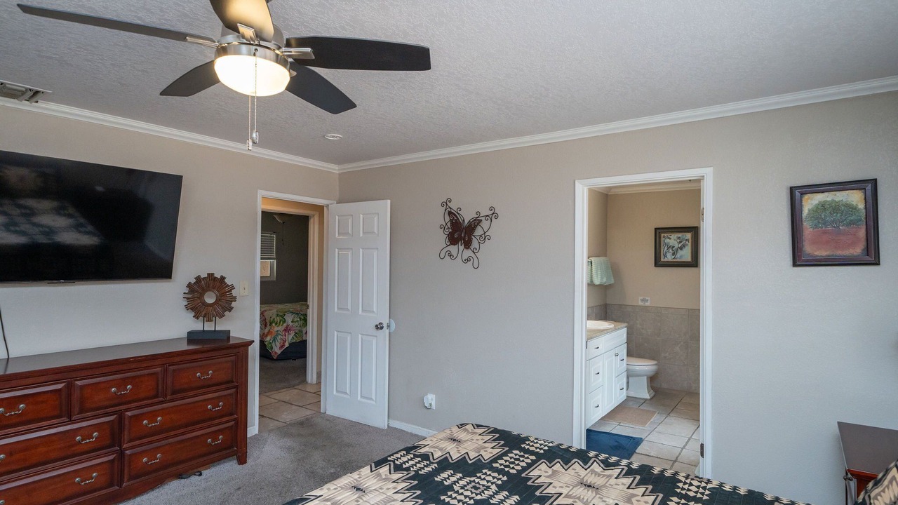 Photo of Bedroom in Moovalya Keys